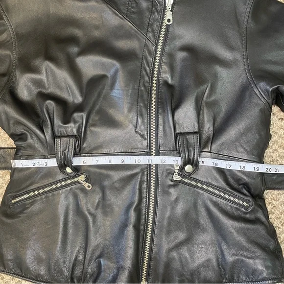 Wilsons Leather Hooded Belted Biker Jacket with Thinsulate Thermal Insulation - Picture 11 of 16